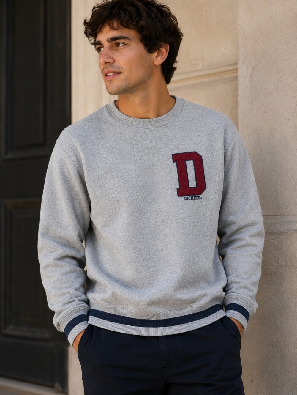 Dickies | Varsity Logo Crewneck Sweatshirt Gray, Size M - Picture 1 of 8